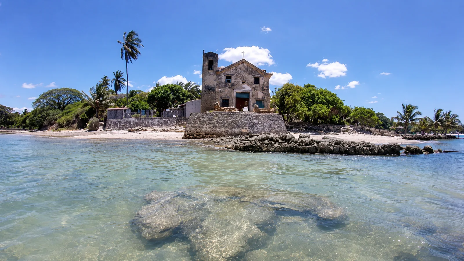 Capela de Santo Antônio dos Velásquez na Ponta do Jaburu